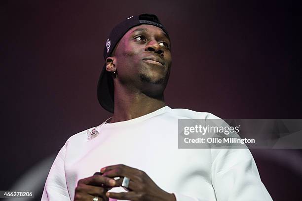 Dery Dery Photos and Premium High Res Pictures - Getty Images