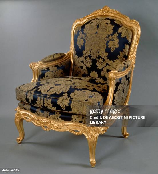Louis XV style Second Empire gilt wood bergere. France, second half 19th century.