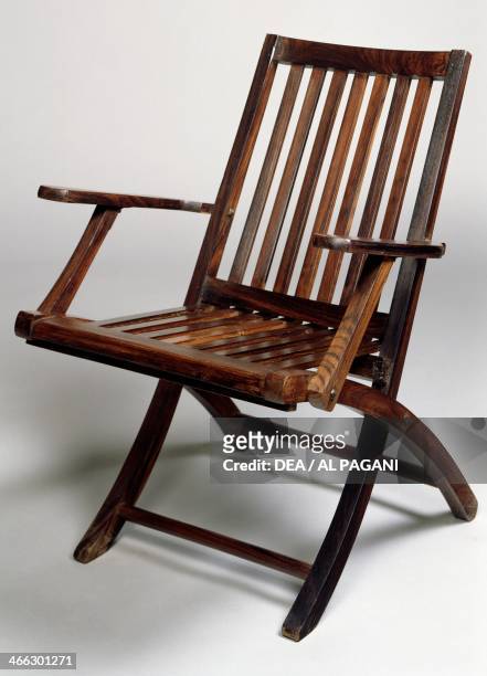 Naval sling chair . Colonial period, English origin, early 20th century.