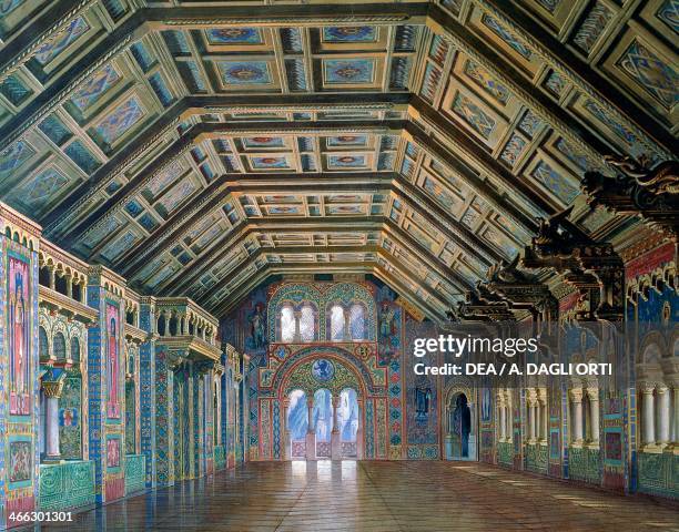 Neuschwanstein Castle Interior - Fotografias e Filmes do Acervo - Getty ...