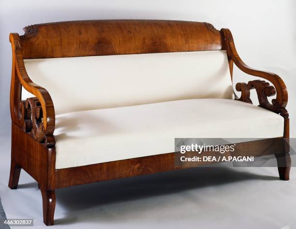 Biedermeier Sofa Photos and Premium High Res Pictures - Getty Images
