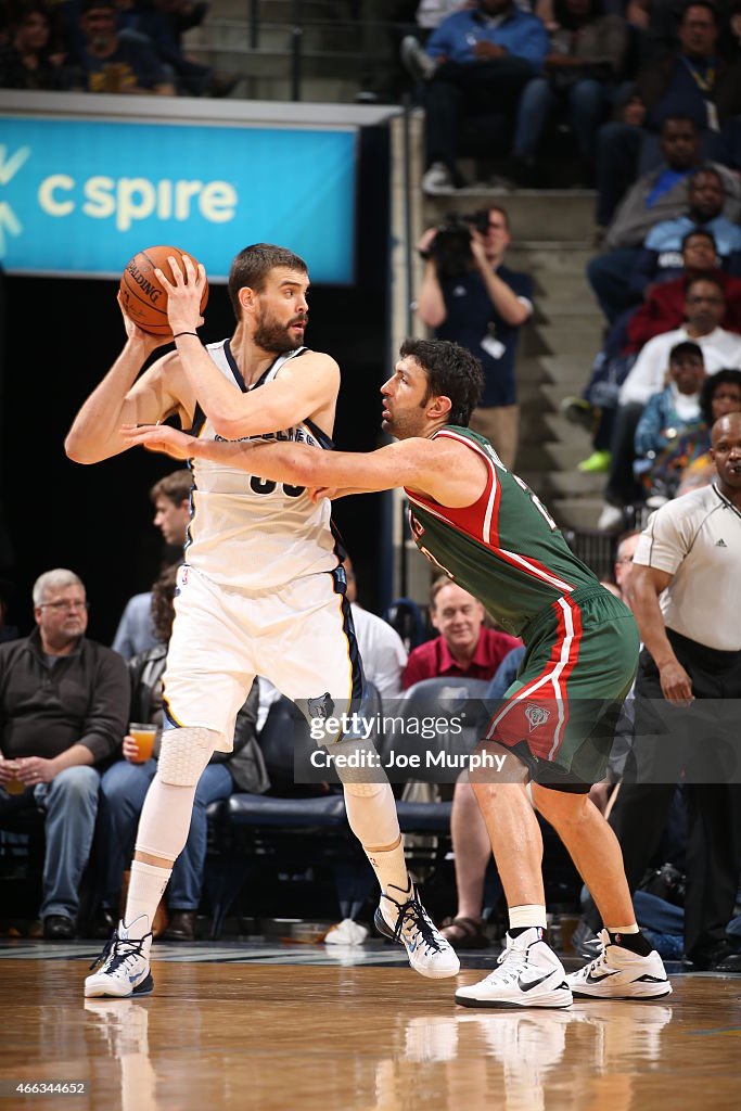 Milwaukee Bucks v Memphis Grizzlies