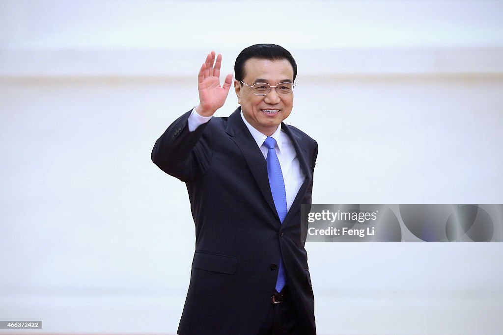 Premier Li Keqiang Holds A Press Conference