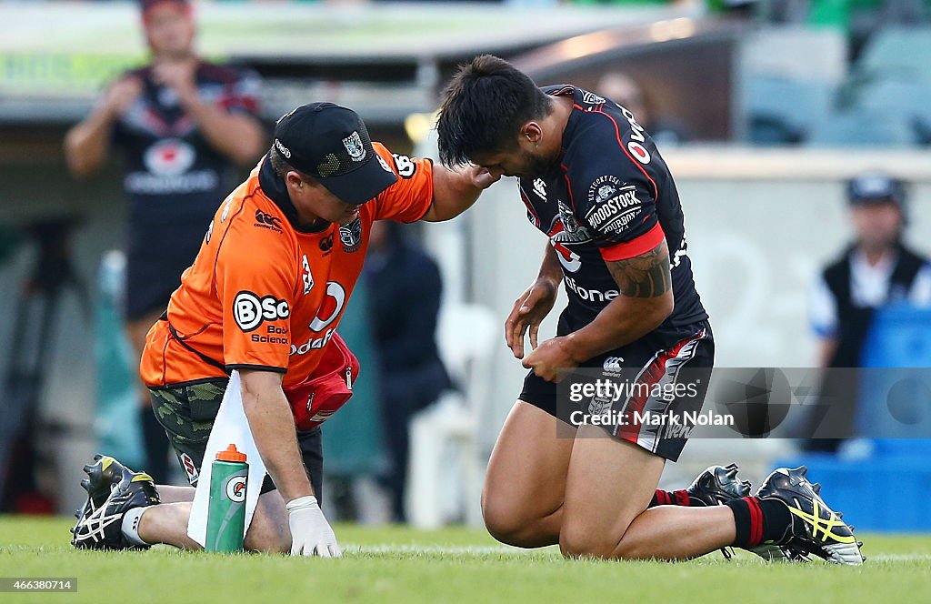 NRL Rd 2 - Canberra v New Zealand