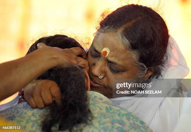 341 Sri Mata Amritanandamayi Devi Amma Stock Photos High Res Pictures 341-sri-mata-amritanandamayi-devi-amma-stock-photos-high-res-pictures