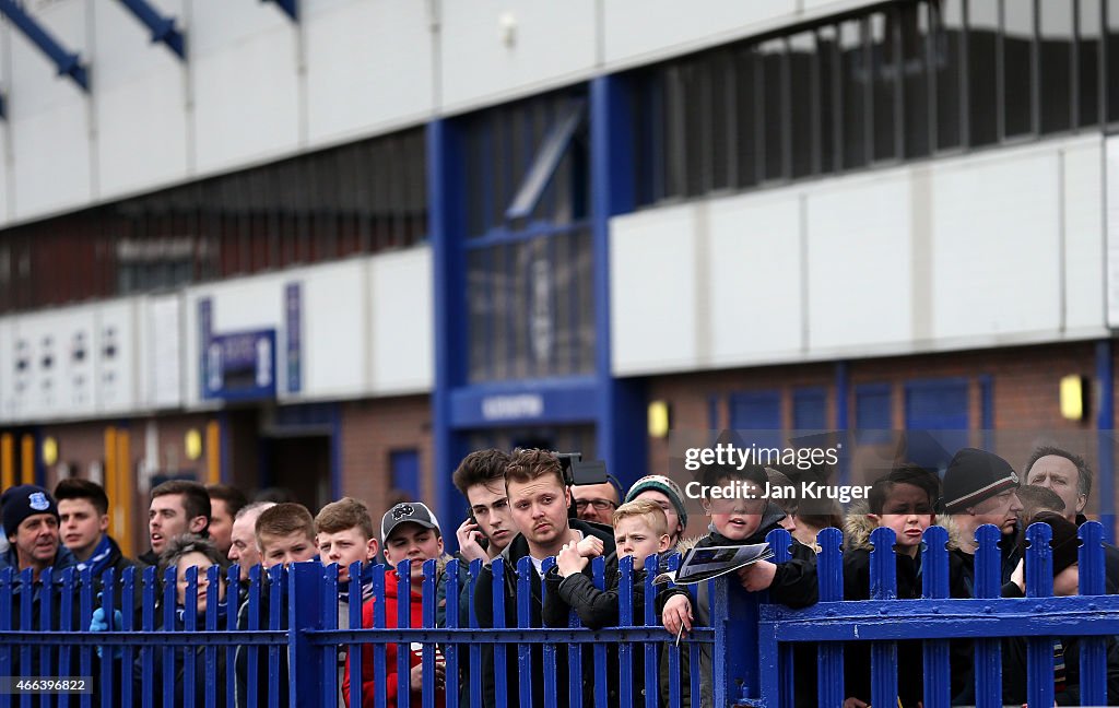 Everton v Newcastle United - Premier League