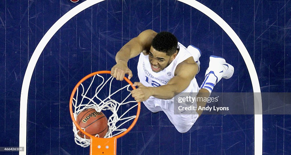 SEC Basketball Tournament - Ky v Arkansas