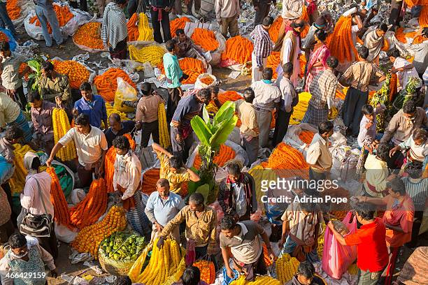 flower market, kolkata - india market 個照片及圖片檔