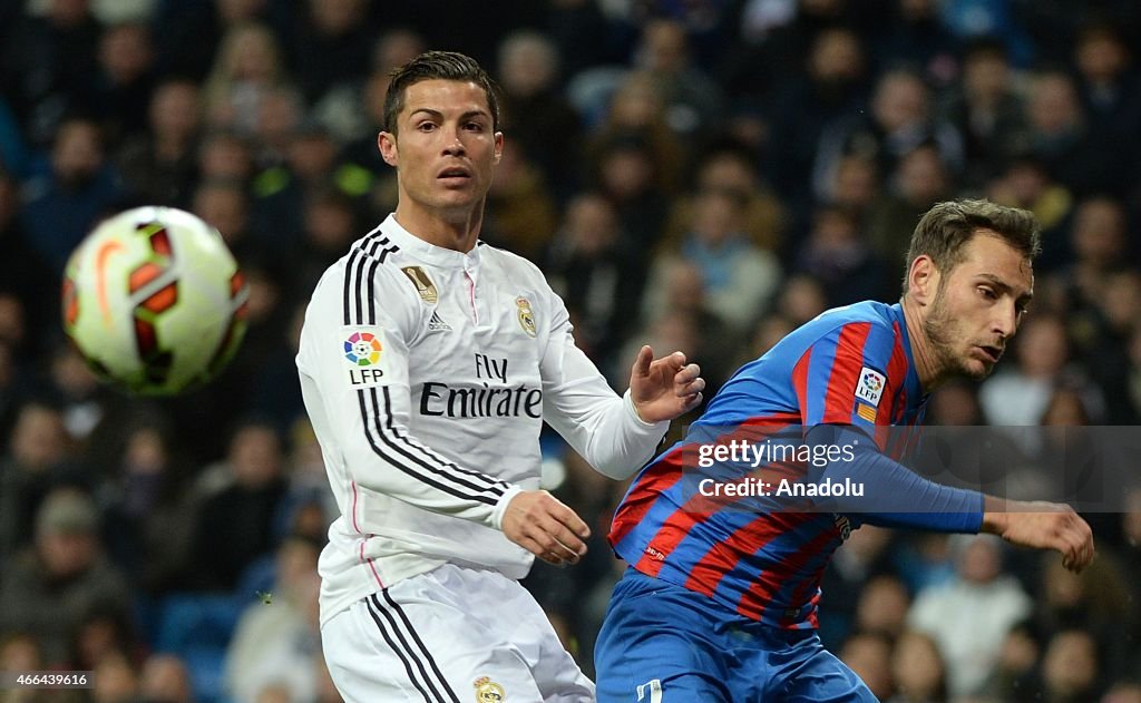 Real Madrid CF v Levante - La Liga