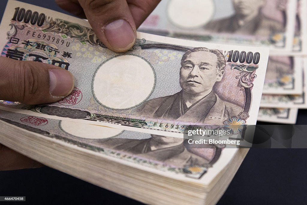 Images Of Won And Yen Banknotes At The Korea Exchange Bank