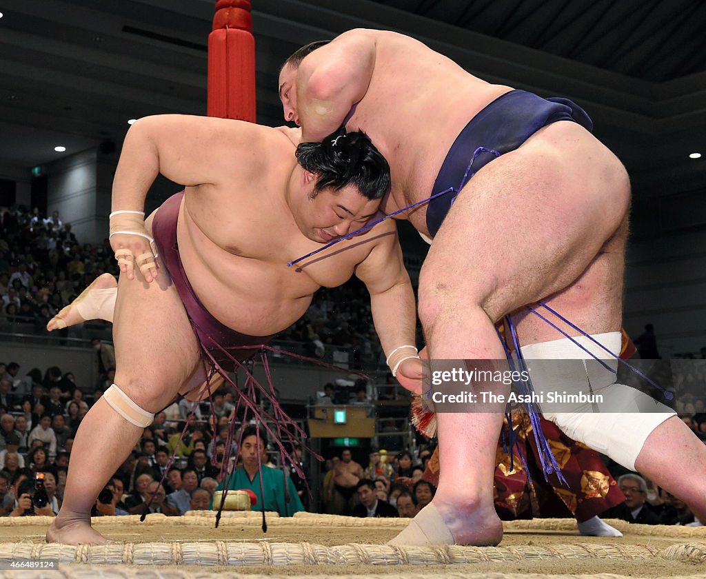 Grand Sumo Spring Tournament - Day 9