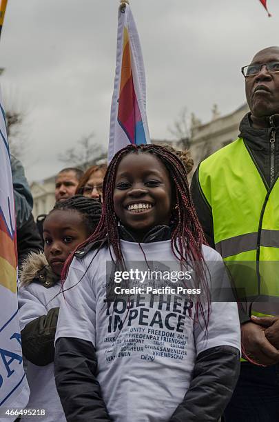 Child Who Less Freedom Together In Peace Freedom Respect Photos and Premium High Res Pictures ...