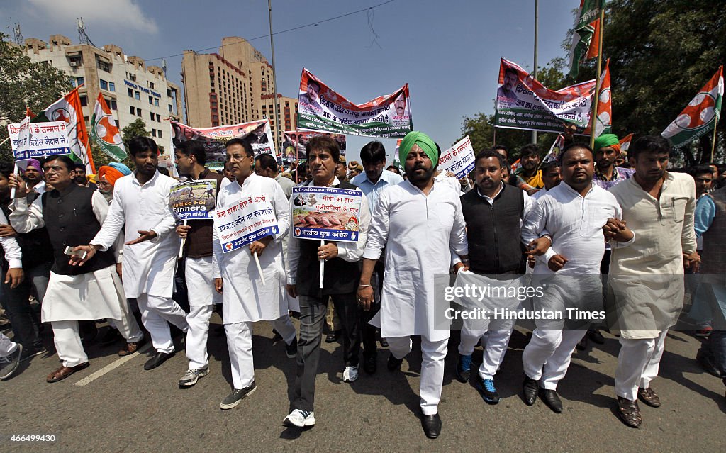 Congress Protests Against Land Acquisition Bill