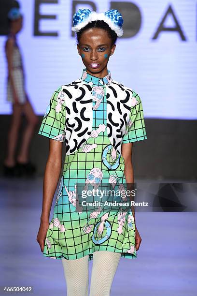 Model walks the runway at the Deniz Berdan show during Mercedes Benz Fashion Week Istanbul FW15 on March 16, 2015 in Istanbul, Turkey.