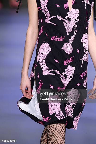 Model, fashion details, walks the runway at the Deniz Berdan show during Mercedes Benz Fashion Week Istanbul FW15 on March 16, 2015 in Istanbul,...