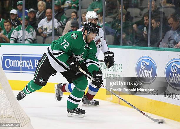 Erik Cole of the Dallas Stars at American Airlines Center on February 27, 2015 in Dallas, Texas.