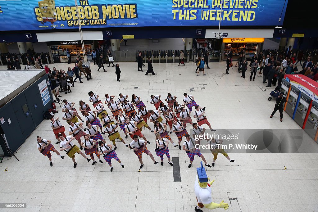 Special Performance To Promote The UK Release of "The Spongebob Movie: Sponge Out Of Water"