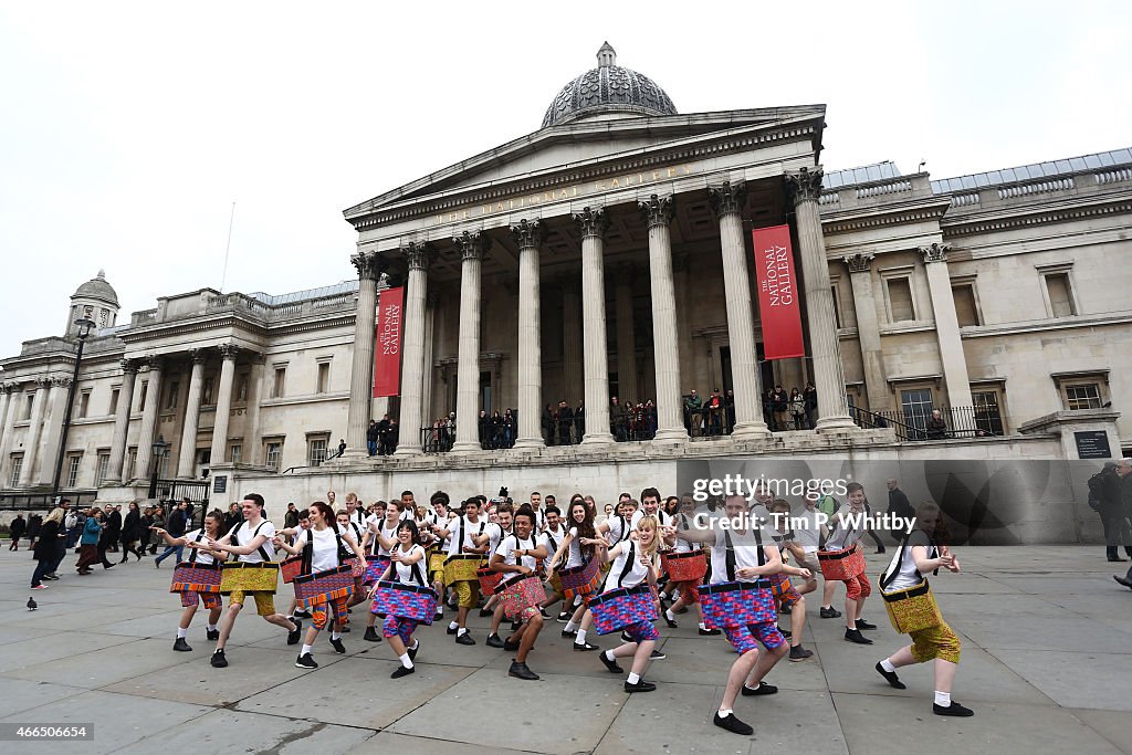 Special Performance To Promote The UK Release of "The Spongebob Movie: Sponge Out Of Water"