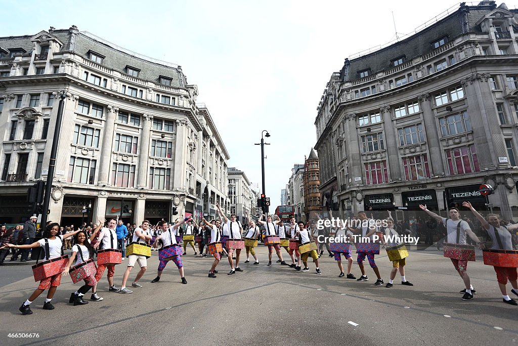 Special Performance To Promote The UK Release of "The Spongebob Movie: Sponge Out Of Water"