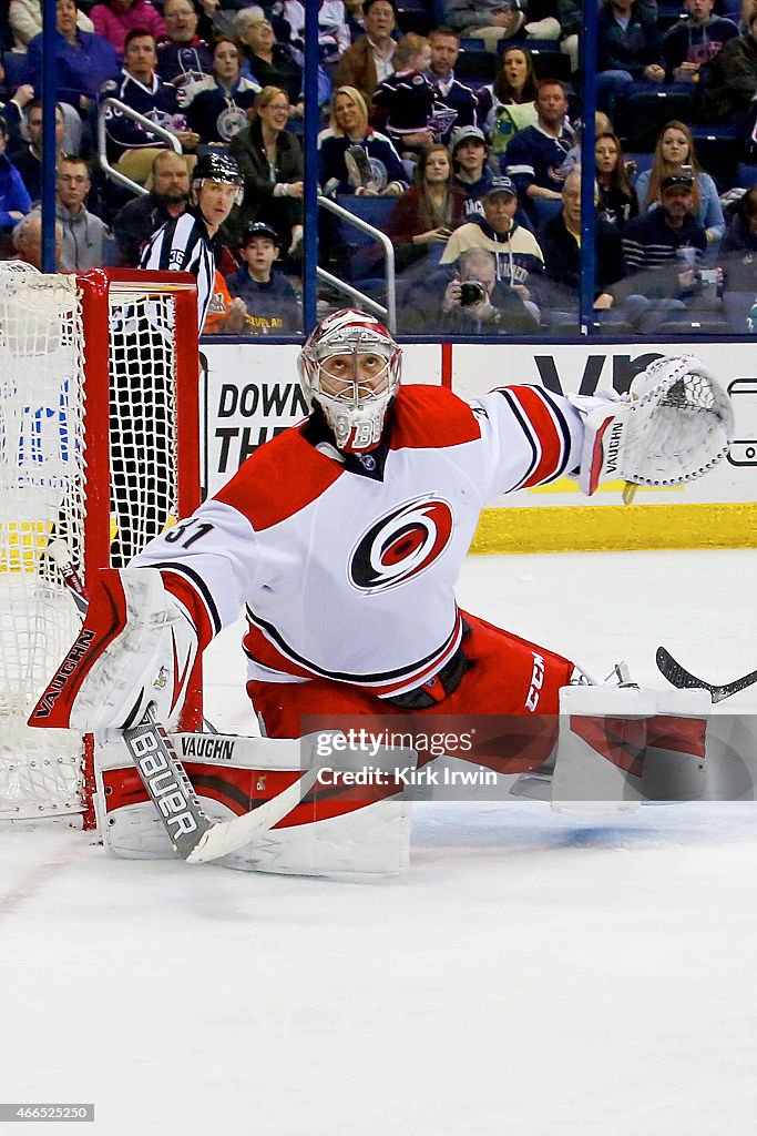 Carolina Hurricanes v Columbus Blue Jackets