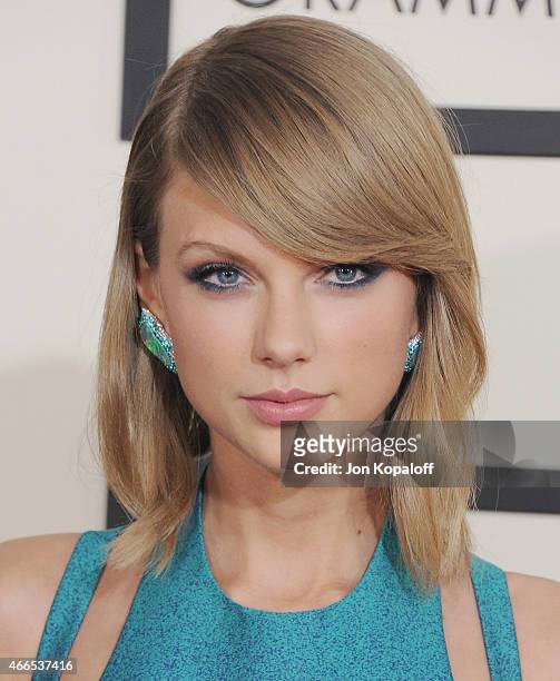 680 Taylor Swift Grammys 2015 Photos and Premium High Res Pictures - Getty  Images