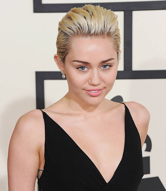 Singer Miley Cyrus arrives at the 57th GRAMMY Awards at Staples Center on February 8, 2015 in Los Angeles, California.