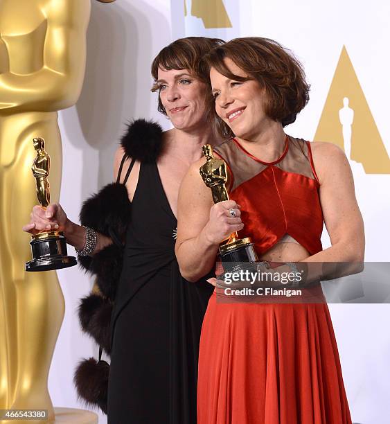 Ellen Goosenberg Kent and Dana Perry pose in the press room with the award for Best Documentary Short Subject at the 87th Annual Academy Awards at...