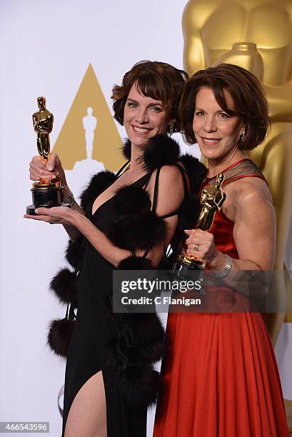 Ellen Goosenberg Kent and Dana Perry pose in the press room with the award for Best Documentary Short Subject at the 87th Annual Academy Awards at...