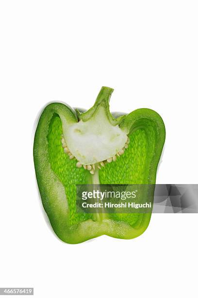 paprika, green pepper - groene paprika stockfoto's en -beelden