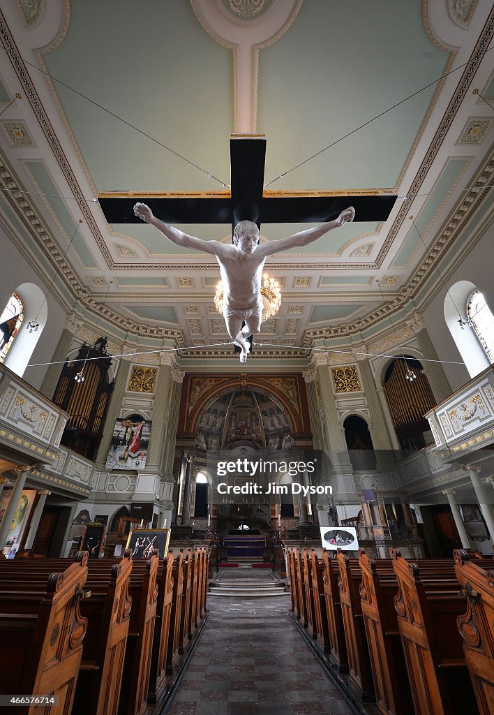 Marylebone Church Hosts Life-Sized Sculpture Of Pete Doherty Being Crucified