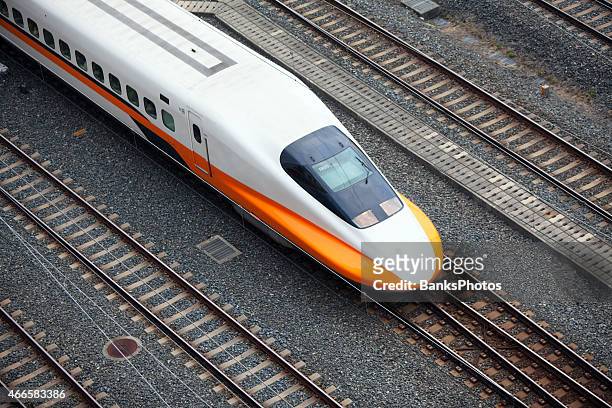 taiwan high speed rail von oben - high speed train stock-fotos und bilder