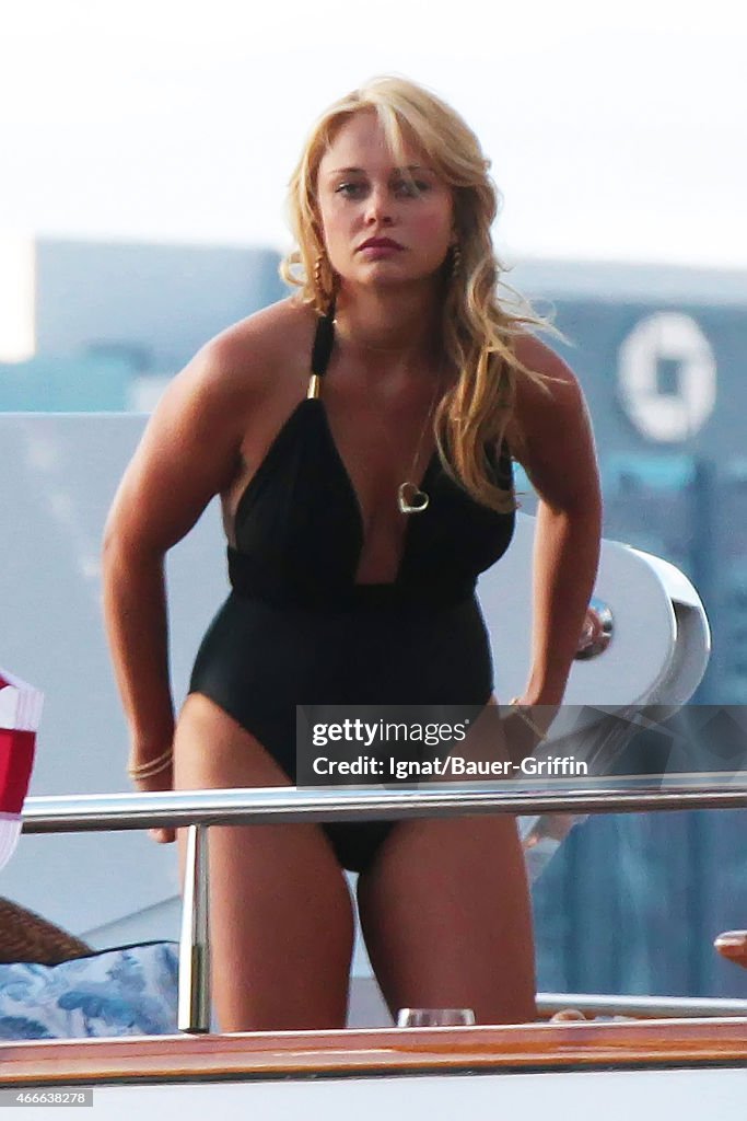Celebrity Sightings - Bauer-Griffin - 2012