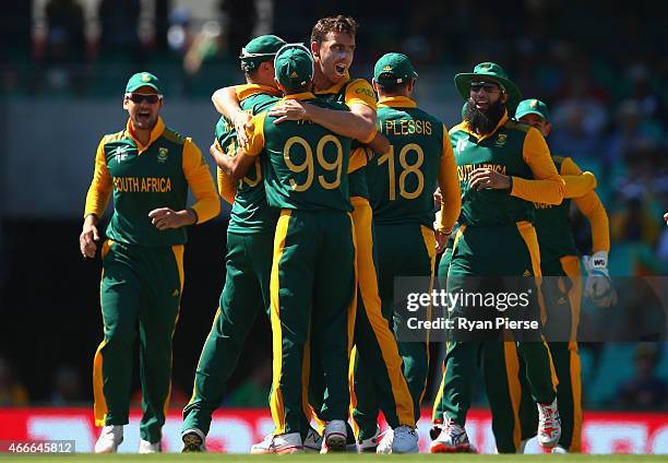 Kyle Abbott of South Africa celebrates after taking the wicket of Kusal Perera of Sri Lanka during the 2015 ICC Cricket World Cup Quarter Final match...