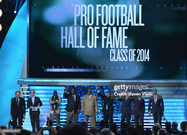 Former New York Jets quarterback Joe Namath, sportscaster Joe Buck and NFL's Pro Football Hall of Fame class of 2014 Derrick Brooks, Walter Jones,...