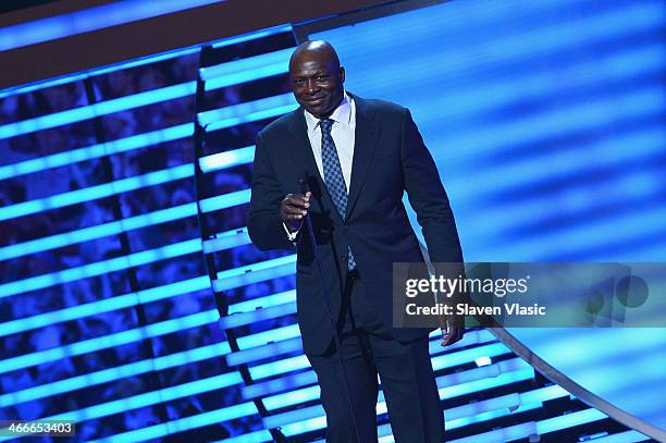 Former Buffalo Bills defensive end Bruce Smith attends the 3rd Annual NFL Honors at Radio City Music Hall on February 1, 2014 in New York City.