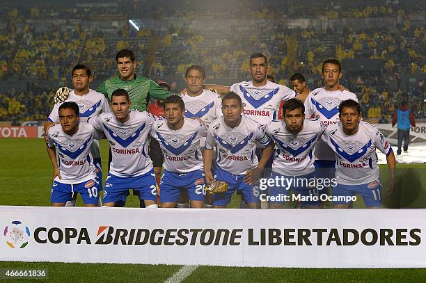 Players of San Jose Oruro pose prior a group 6 match between Tigres UANL and San Jose Oruro as part of round 4 of Copa Bridgestone Libertadores 2015...