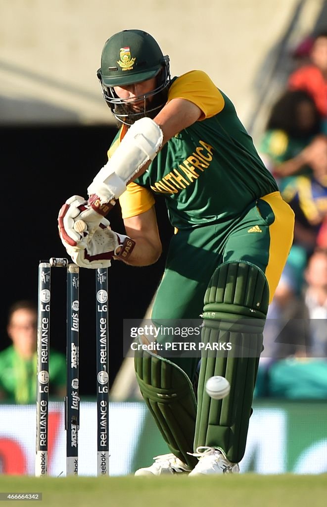 CRICKET-WC-2015-RSA-SRI