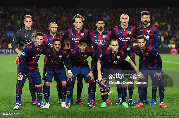 The Barcelona team line up prior to the UEFA Champions League Round of 16 second leg match between Barcelona and Manchester City at Camp Nou on March...