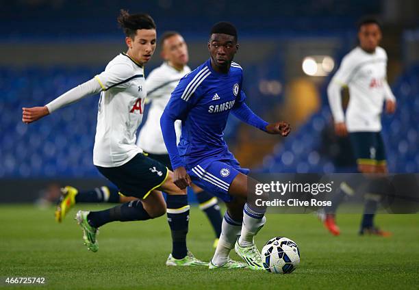 Fikayo Tomori of Chelsea in action during the FA Youth Cup Semi Final second leg match between Chelsea and Tottenham Hotspur at Stamford Bridge on...