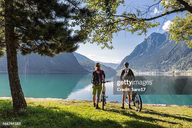 lake poschiavo view, switzerland - piz bernina stock pictures, royalty-free photos & images