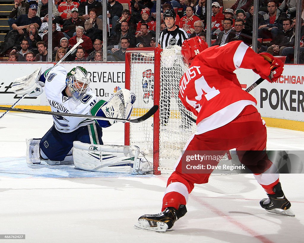 Vancouver Canucks v Detroit Red Wings