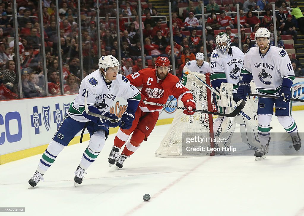 Vancouver Canucks v Detroit Red Wings