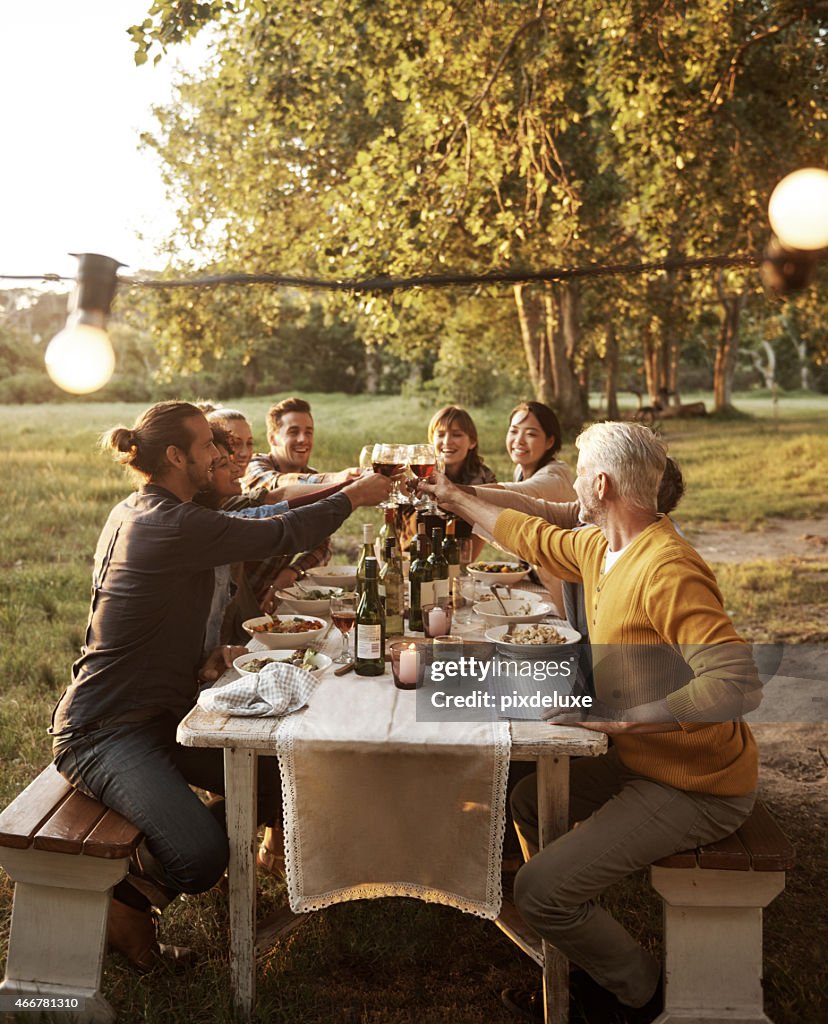 Hier ist für gute Menschen und gutes Essen!