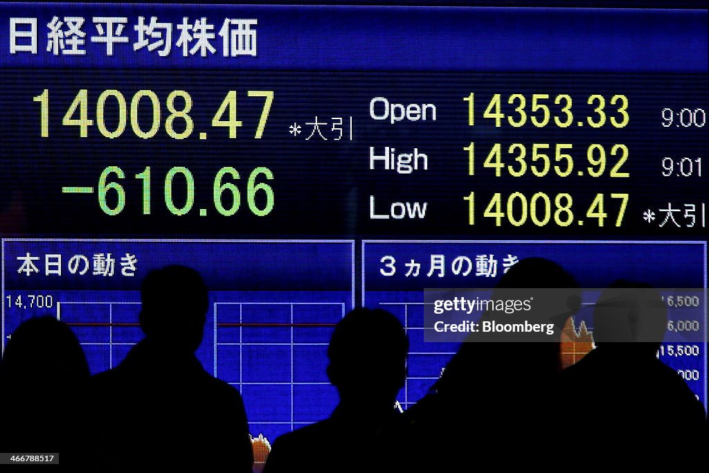 Images Of Stock Boards As Asian Stocks Extend Selloff