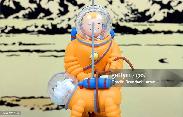 tintin on the moon - tintin stock pictures, royalty-free photos & images