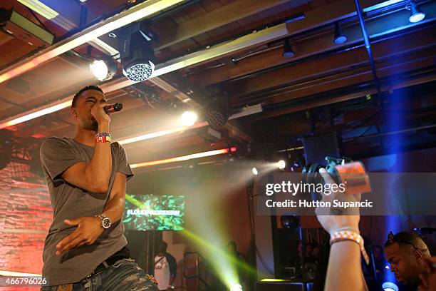 Spenzo Rapper Spenzo Photos and Premium High Res Pictures - Getty Images