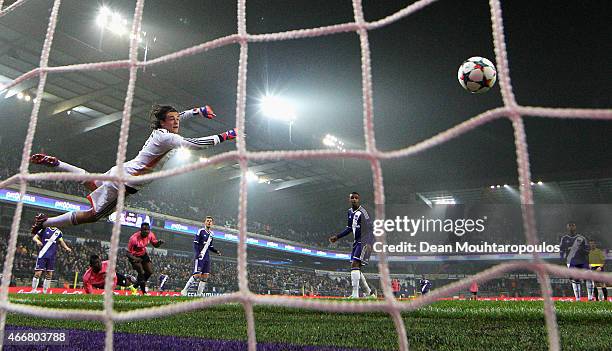 Goalkeeper, Mile Svilar of Anderlecht attempts to make a save during the UEFA Youth League quarter final match between RSC Anderlecht and FC Porto at...