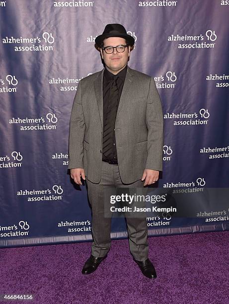 Actor Josh Gad attends the 23rd Annual "A Night At Sardi's" To Benefit The Alzheimer's Association at The Beverly Hilton Hotel on March 18, 2015 in...