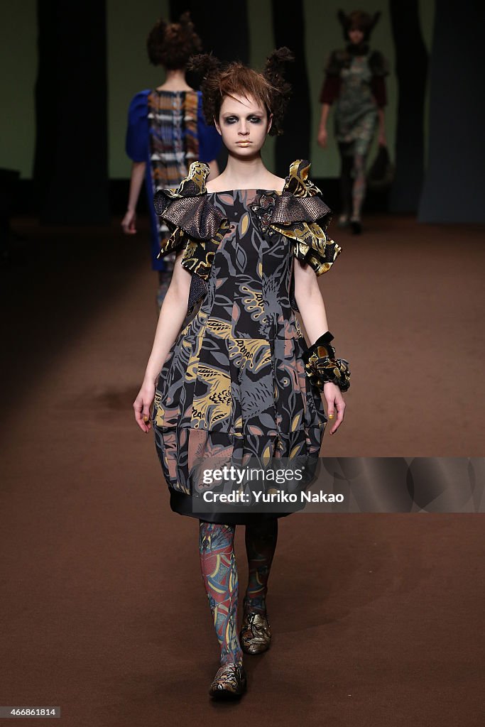 HIROKO KOSHINO - Runway - MBFW Tokyo 2015 A/W