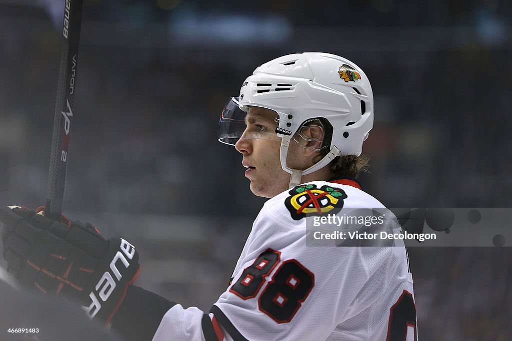 Chicago Blackhawks v Los Angeles Kings